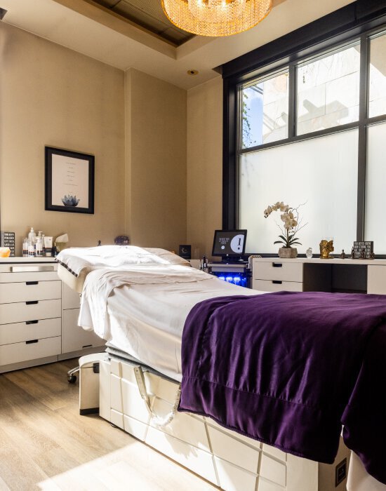 Palo Alto Medspa client treatment table