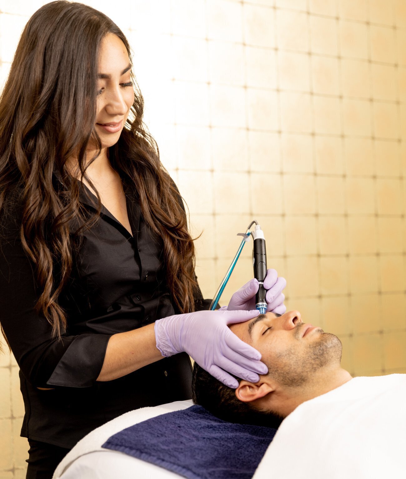 Palo Alto MedSpa client receiving skin treatment